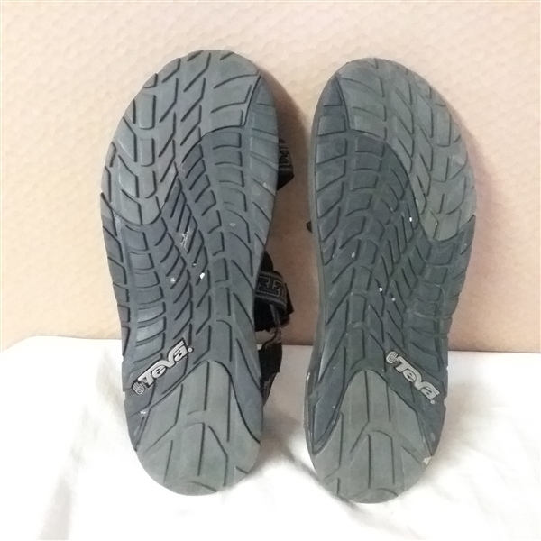 MENS TEVA SANDALS