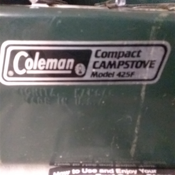 COLEMAN CAMP STOVE