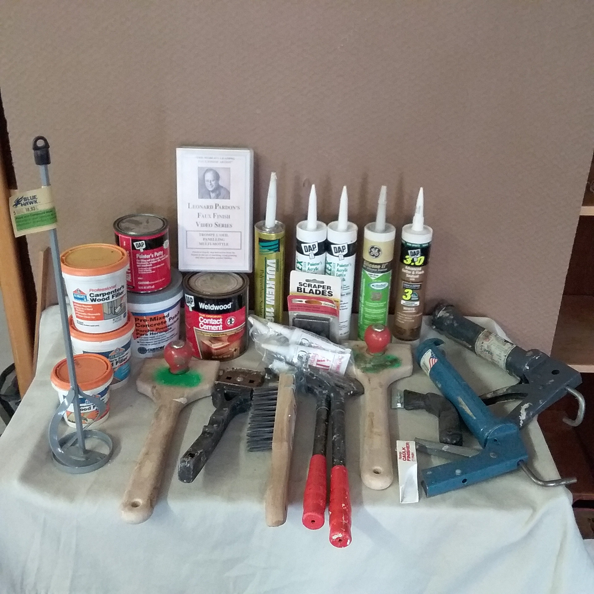 Lot Detail PAINT SCRAPERS, CAULKING GUNS, CAULK, WOOD FILLER & MORE