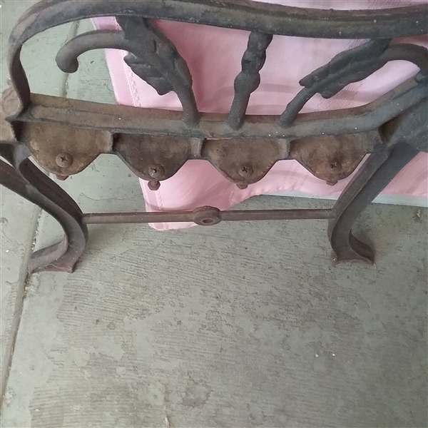 CAST IRON BENCH SIDES