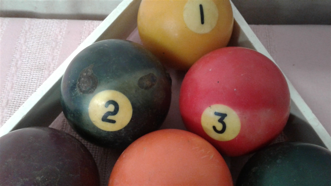 VINTAGE BILLIARD BALLS SET