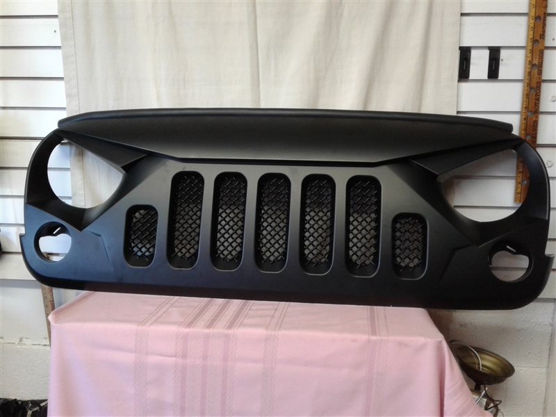 MOPAR 2007-17 JEEP WRANGLER GRILLE