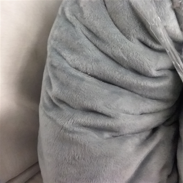 25 LB WEIGHTED BLANKET 