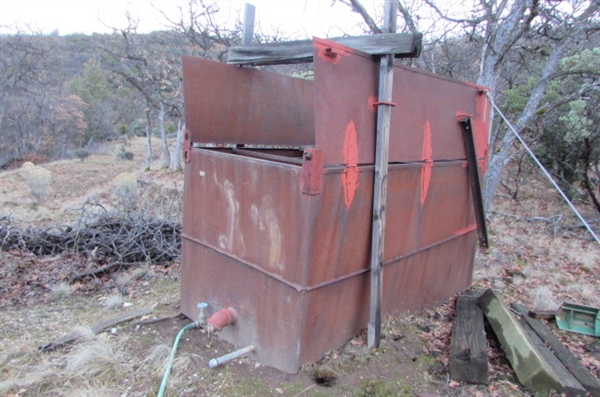 LARGE METAL WATER TANK WITH HINGED TOP