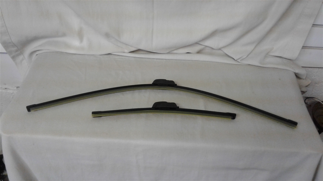 MOTIUM 28 AND 14 WINDSHIELD WIPER BLADES