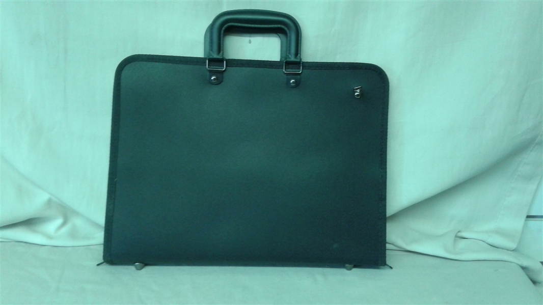 1.5 ZIPPERED PORTFOLIO WITH HANDLES 