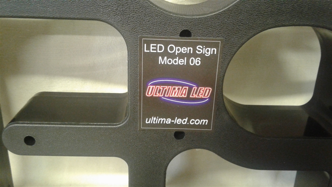 LED ILLUMINATED OPEN SIGN WITH REMOTE