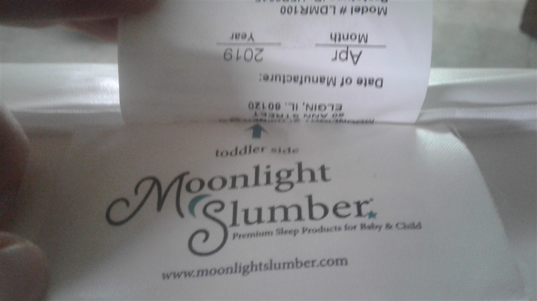 MOONLIGHT SLUMBER LITTLE DREAMER DUAL SIDED CRIB MATTRESS