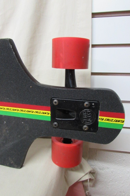 Lot Detail - SANTA CRUZ LION GOD RASTA CRUZER FREERIDE 40