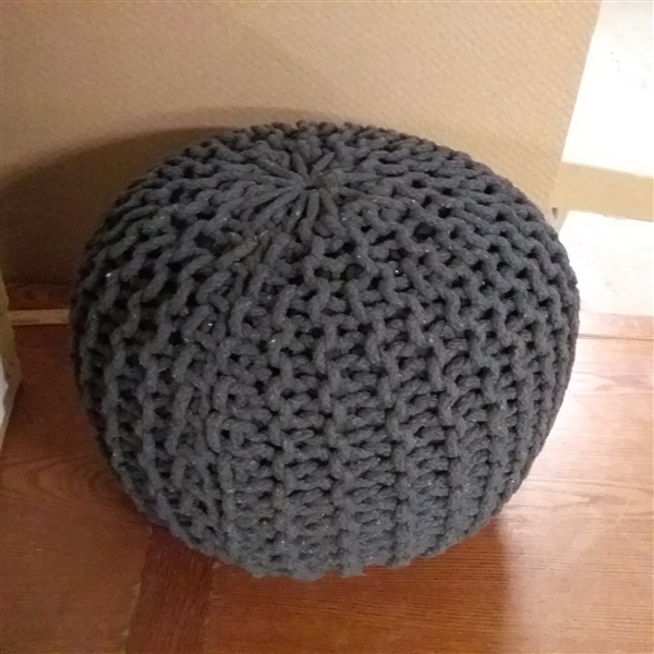 MACRAME OTTOMAN