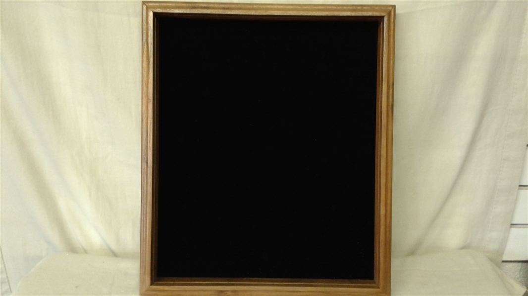 WALNUT PICTURE FRAME AWARDS SHOWCASE 13.5 X16