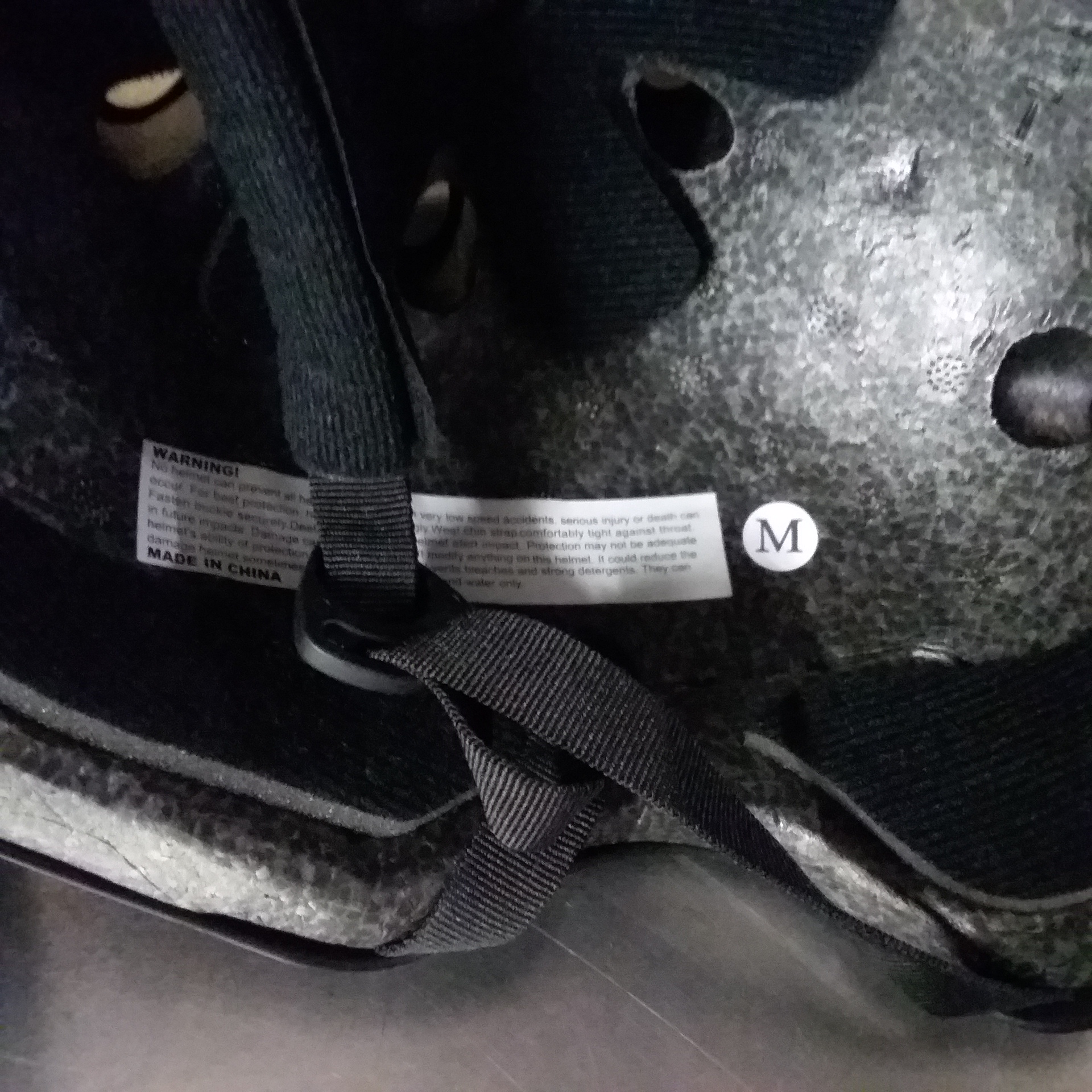 Lot Detail - PROTECTIVE HELMET AND PAD SET
