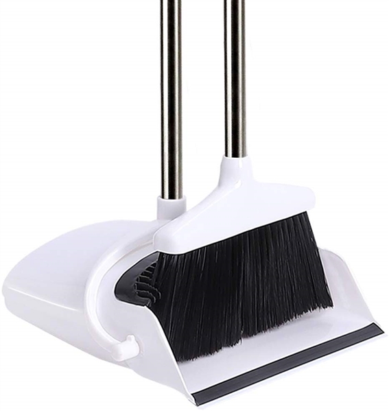 BROOM AND DUSTPAN SET