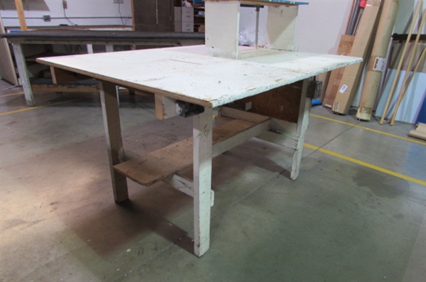 WORK TABLE WITH UPPER AND LOWER SHELF & OUTLETS
