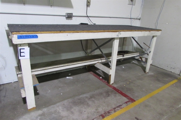 CARPETED WORKBENCH