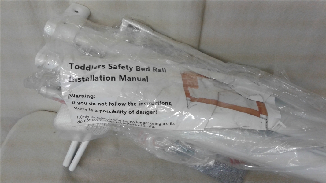 TODDLERS SAFETY BED RAIL