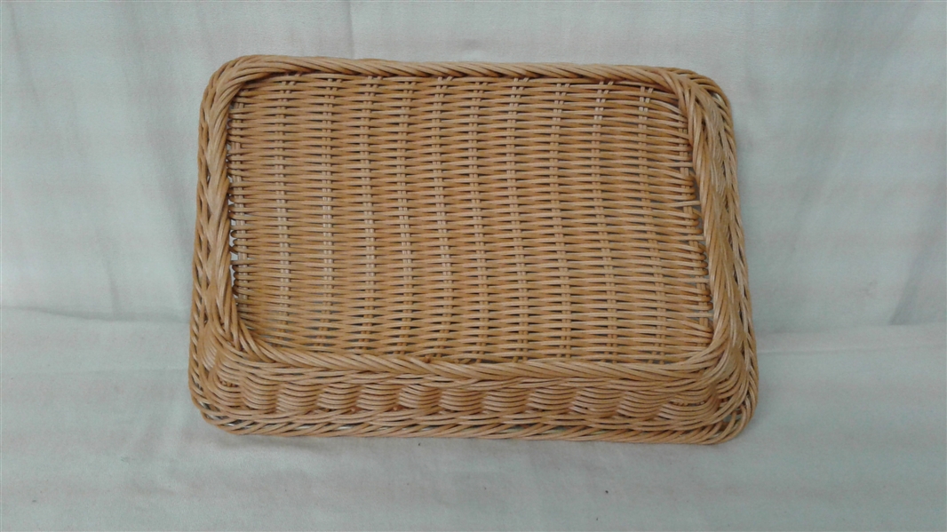 WICKER TRAY