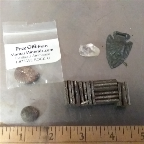 ARROWHEADS & ROCKS