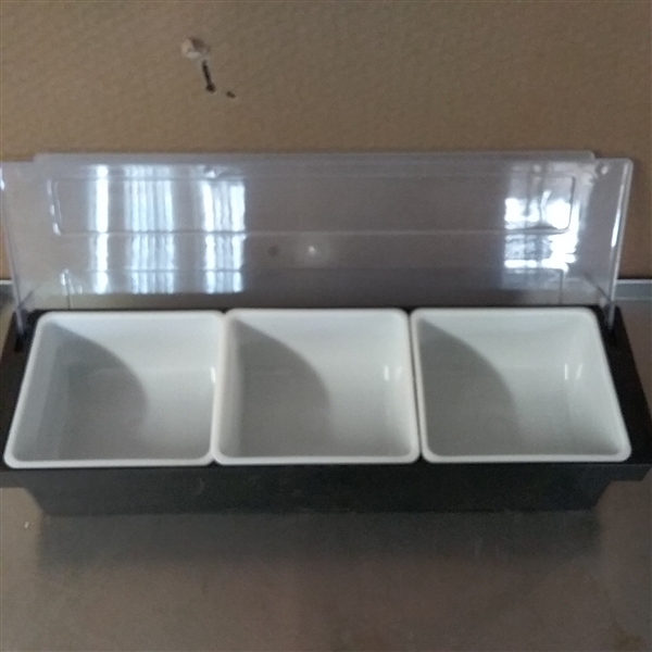 CONDIMENT CADDY WITH LID