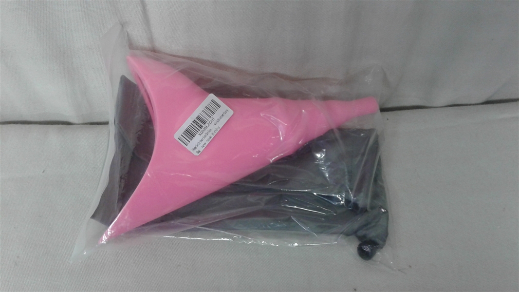 FEMALE URINATION DEVICE WITH DISCREET CARRY BAG