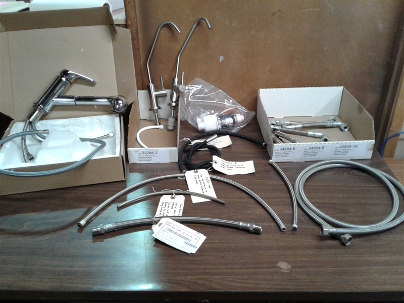 CHROME FAUCET WITH PULL OUT SPRAYER, THIN WATER FAUCETS & SAMPLES OF STEEL BRAIDED HOSES