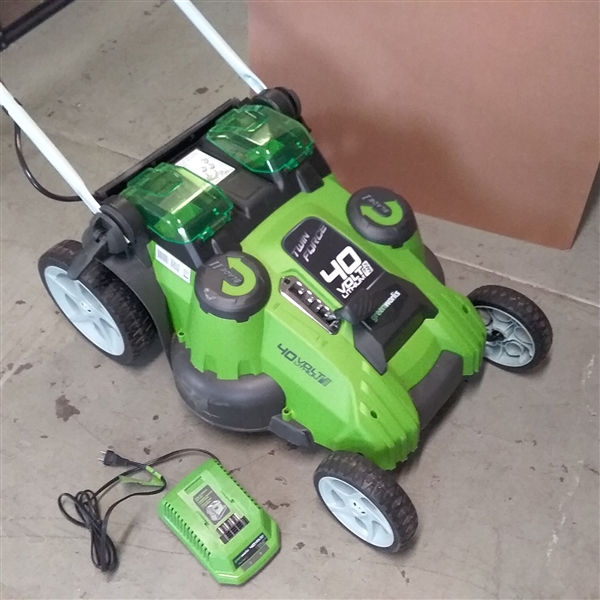 GREENWORKS TWINFORCE 40 VOLT CORDLESS LAWNMOWER