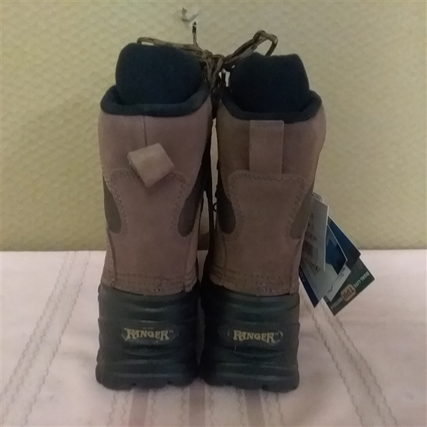 CHILDRENS RANGER SNOW BOOTS SIZE 5