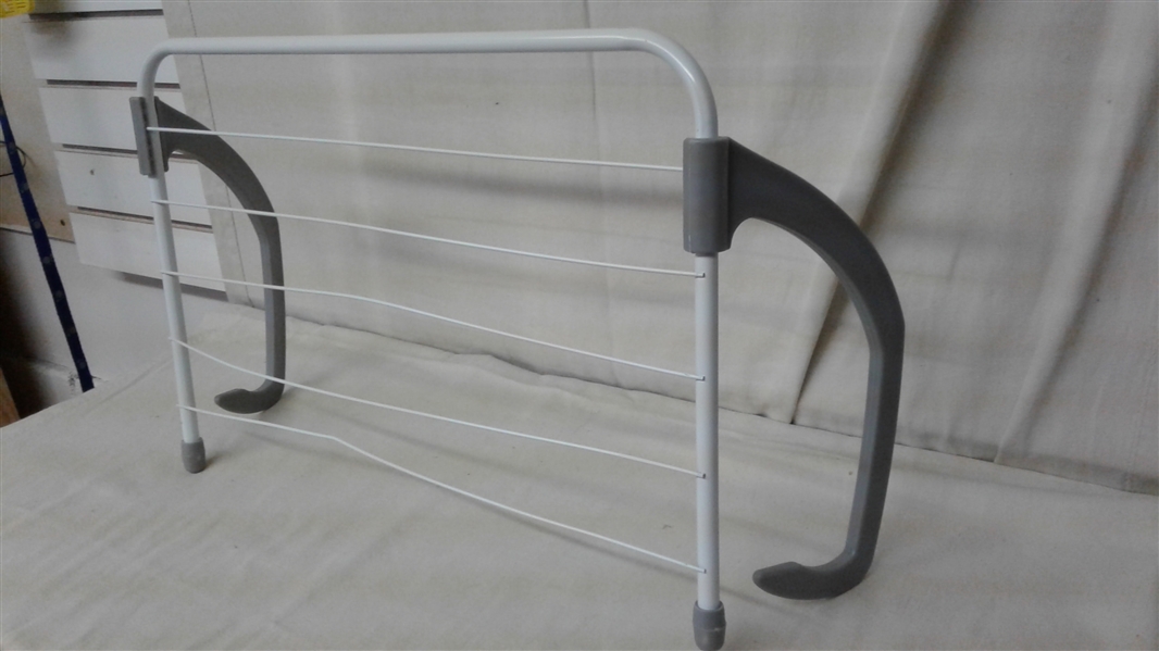 FOLDING WIRE RACK