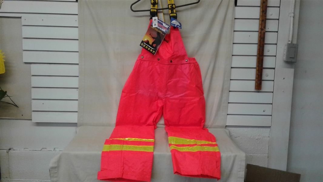 VIKING JOURNEYMAN 420D RIP-STOP WATERPROOF BIB PANTS MEDIUM