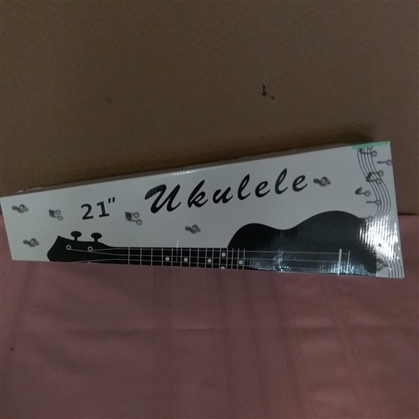 FUYXAN UKELELE 