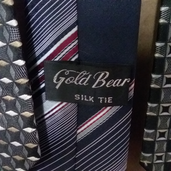 VINTAGE TIES, BOLO TIES AND BELTS