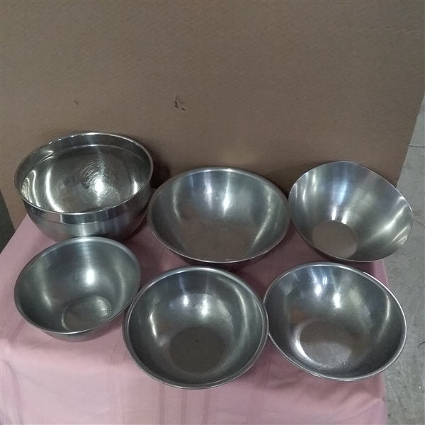 METAL MIXING  BOWLS