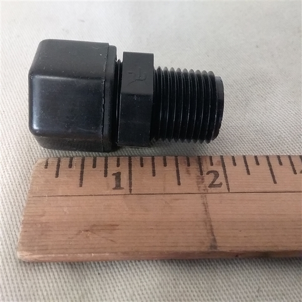 PARKER 1/2 COMPRESSION STYLE PLASTIC FAST-TITE FITTINGS