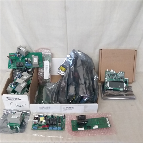 ASSORTED LOT OF CIRCUIT BOARDS & ELECTRONICS
