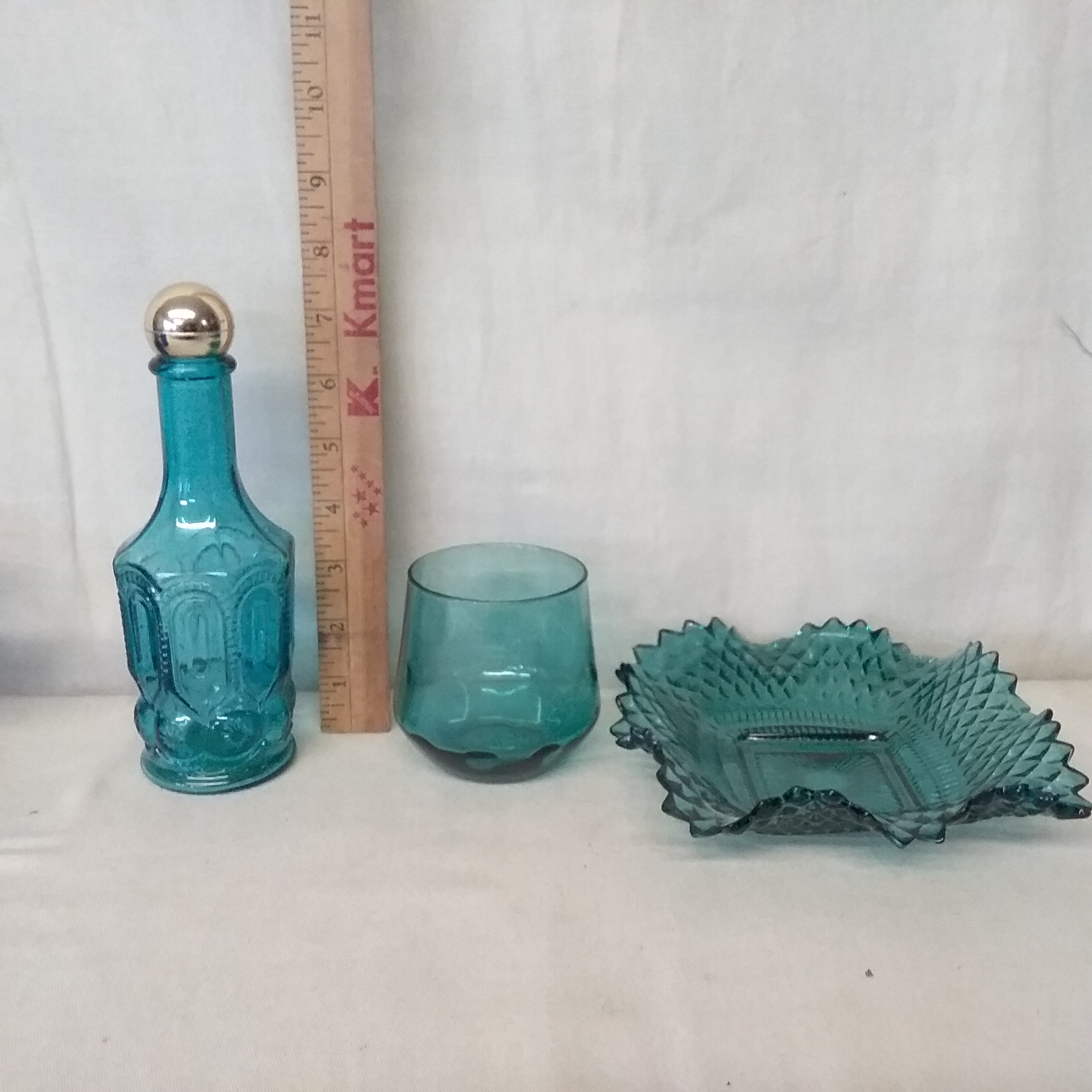 Lot Detail VINTAGE BLUE GLASSWARE   40681d Lg 