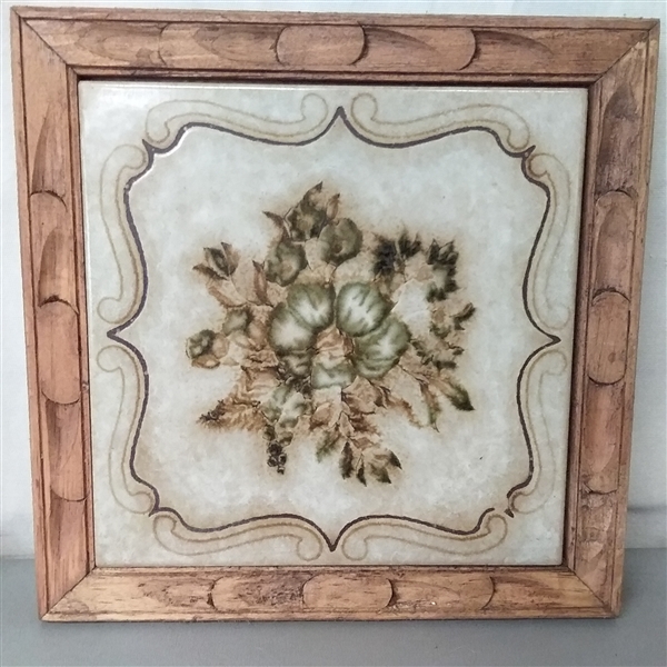 WOOD AND TILE TRIVETS