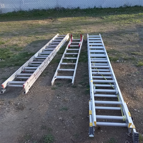 WERNER EXTENSION LADDERS AND SINGLE ALUMINUM LADDER WITH ROLLING HOOKS