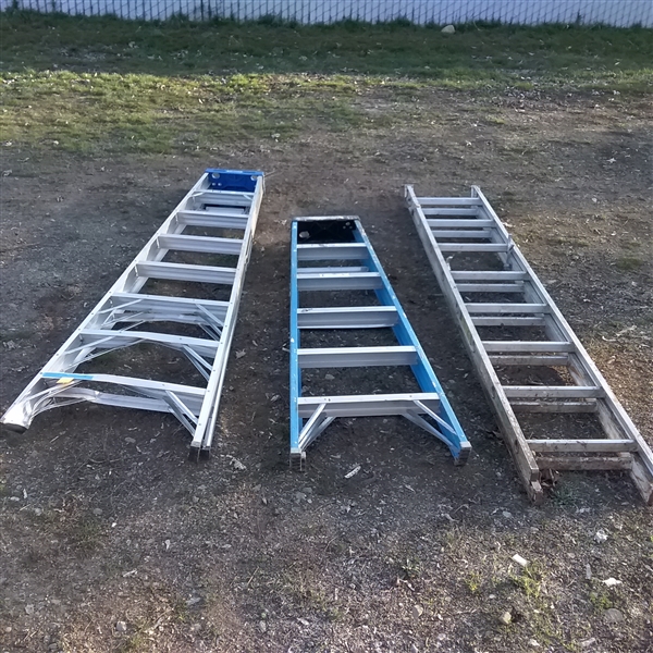 A-FRAME AND EXTENSION LADDERS