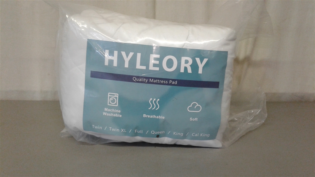 HYLEORY Queen Mattress Pad Cover