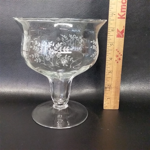 5 Glass Oil Lamps and an Etched Glass Crystal Dish