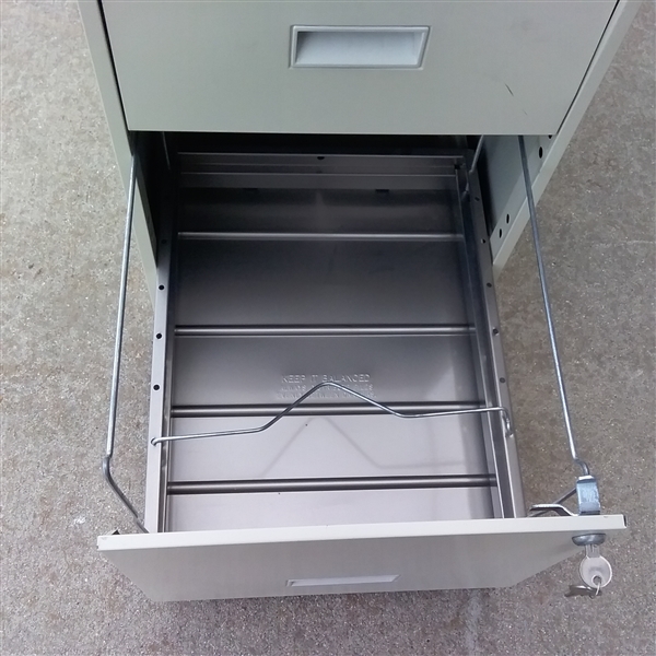 2 Drawer Locking Metal Filing Cabinet