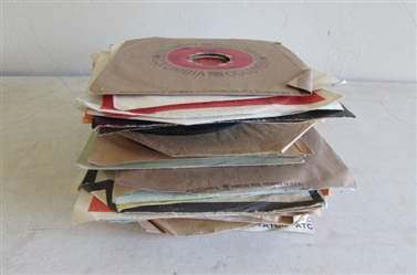 NICE COLLECTION OF 45S