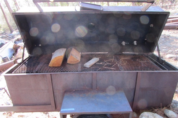 LARGE TOW BEHIND SMOKER/BBQ