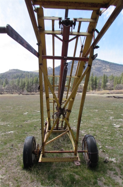 JOHNSON HAY BALE LOADER/ELEVATOR