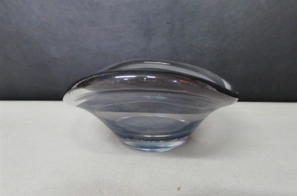 HAND BLOWN ART GLASS GLASS CANDY DISH