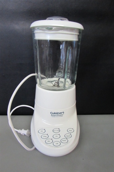 CUISINART BLENDER & WEST BEND COOKER