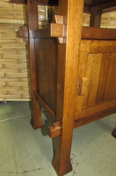 SOLID WOOD ARTS & CRAFTS STYLE CABINET/SIDE TABLE #2