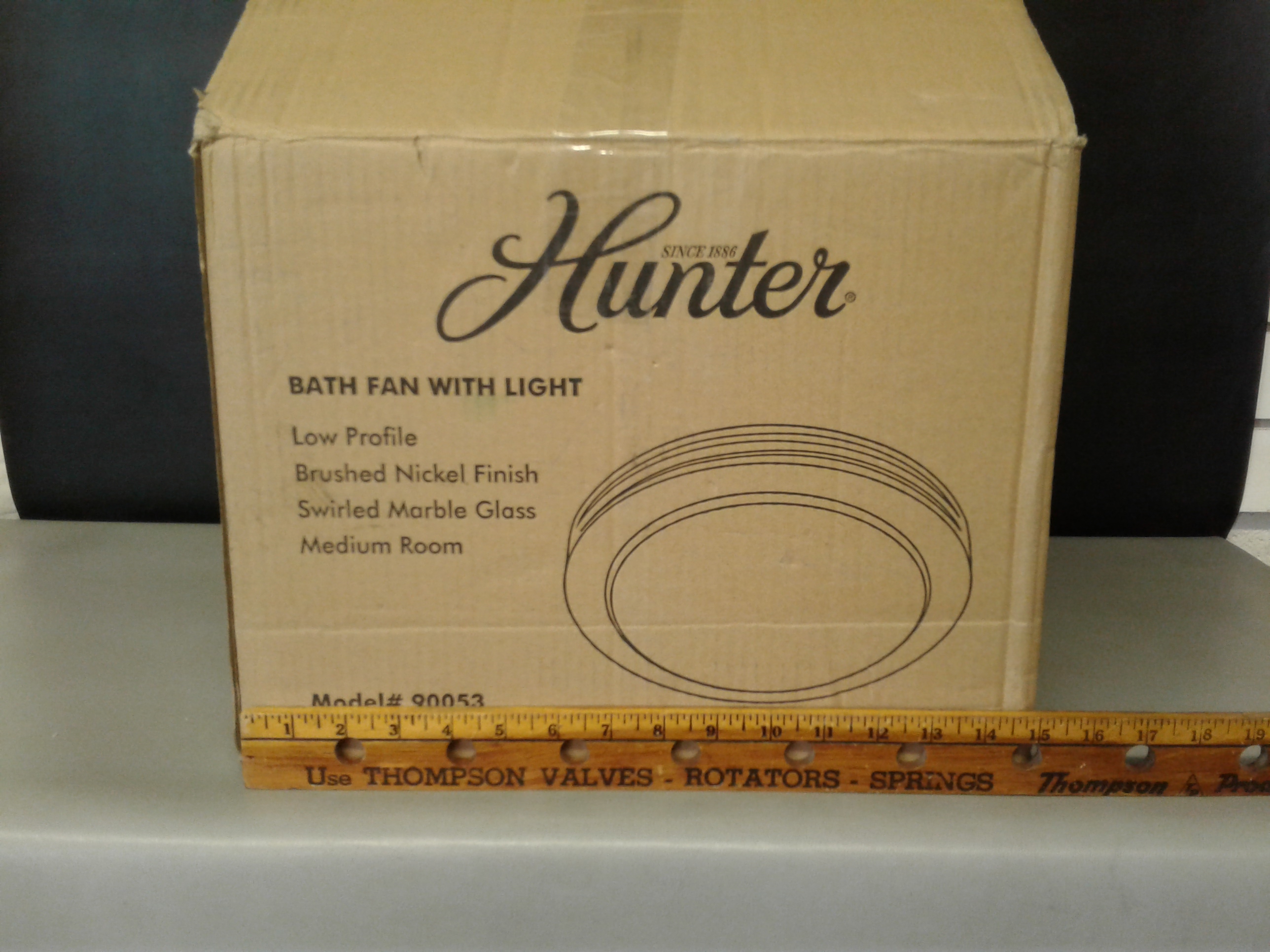 Hunter saturn decorative bathroom ventilation fan with light