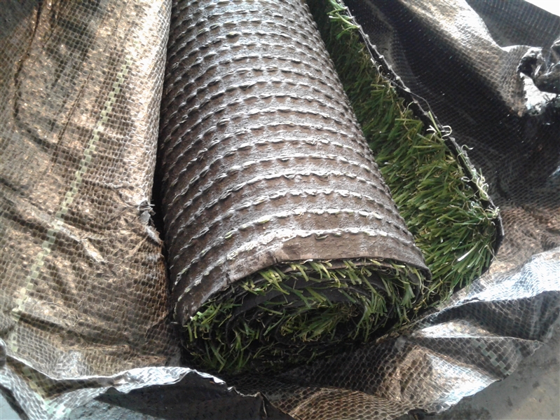 Artificial Grass Turf Rug Indoor/Outdoor 5.5ft x 6.5ft