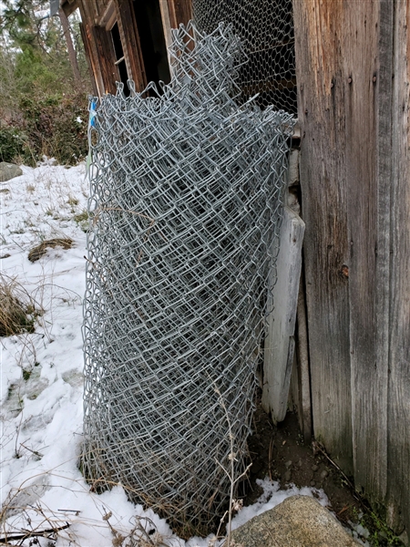 ROLL OF CHAIN LINK FENCING